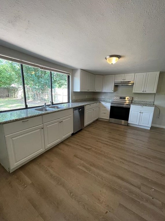 6126 Irish Hill Dr, Houston, TX 77053