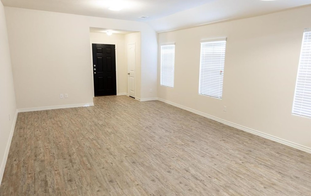 3811 Cary Creek Dr, Baytown, TX 77521