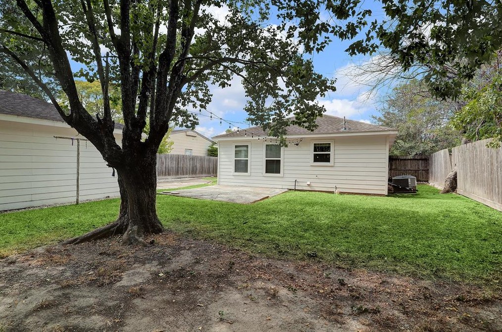 5014 Arvilla Ln, Houston TX  77021-2921 exterior