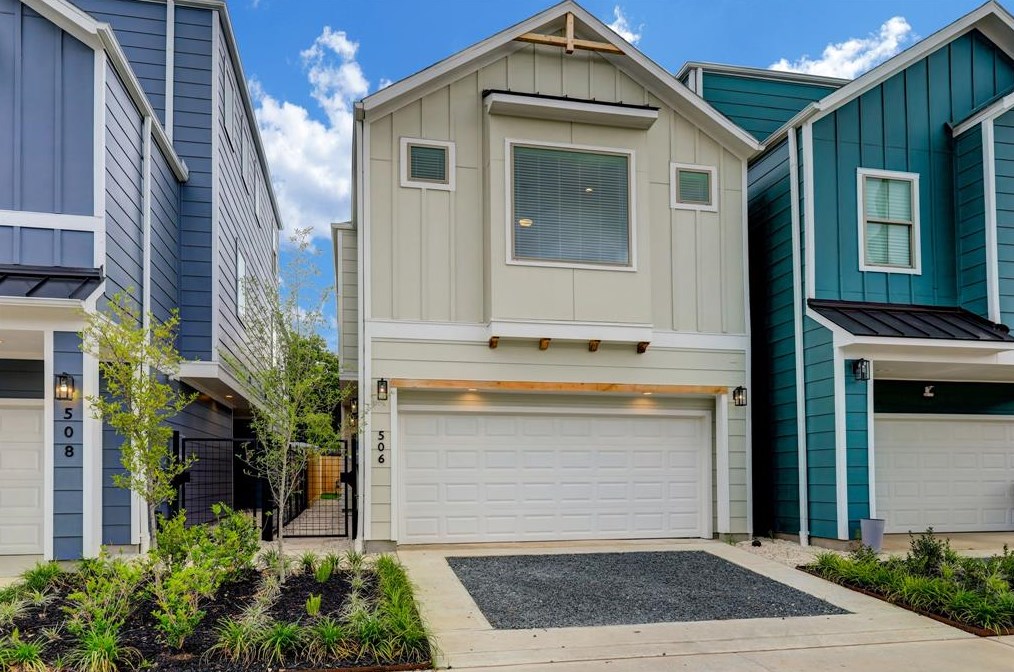 506 Welch St, Houston TX  77006-2126 exterior