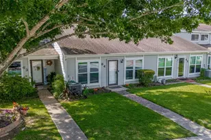 64 Hideaway Dr, Friendswood, TX 77546 - Photo 30