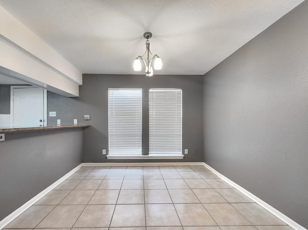 7716 Challie Ln, Houston TX 77088-4215 exterior