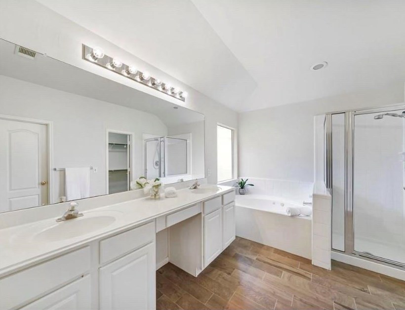 16810 Village View Trl, Sugar Land, TX 77498