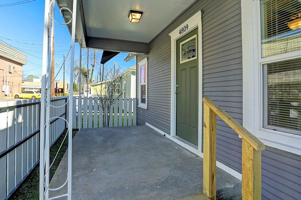 4809 Eli St, Houston, TX 77007