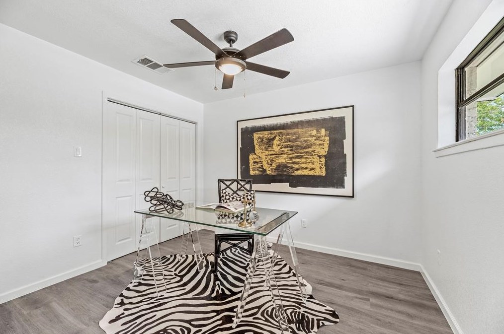 10710 Oasis Dr, Houston TX  77096-5030 exterior