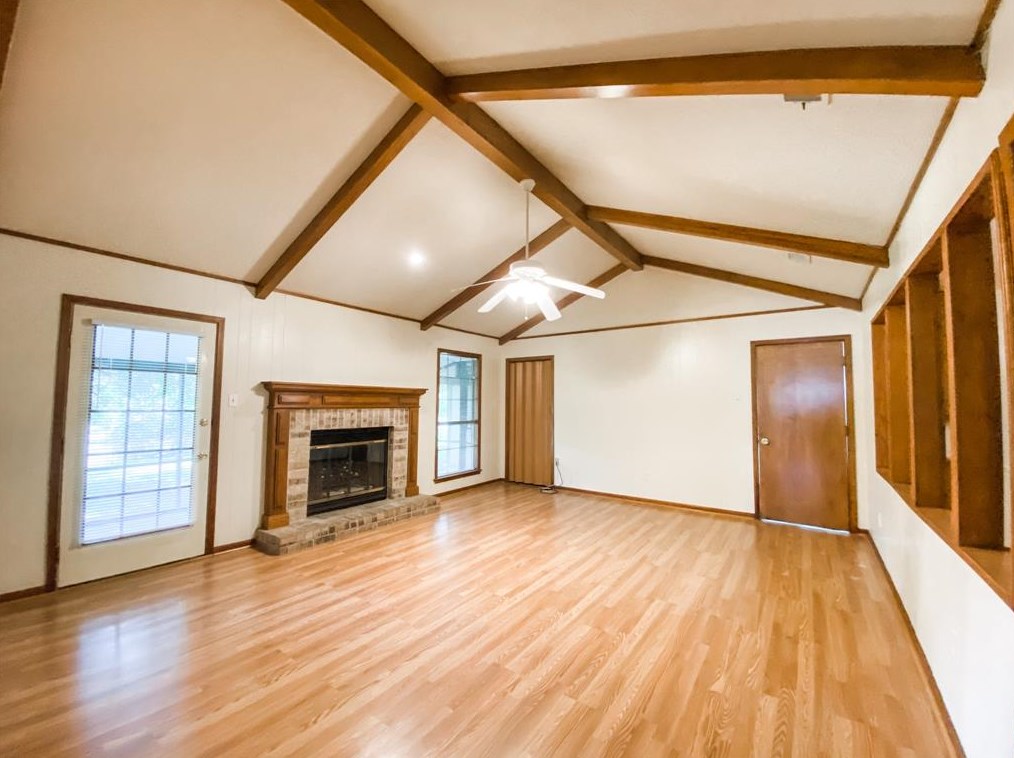 3020 Bluebonnet Blvd, Brenham TX  77833-9046 exterior