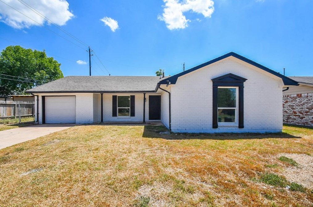 4134 Brookston St, Houston, TX 77045-3226