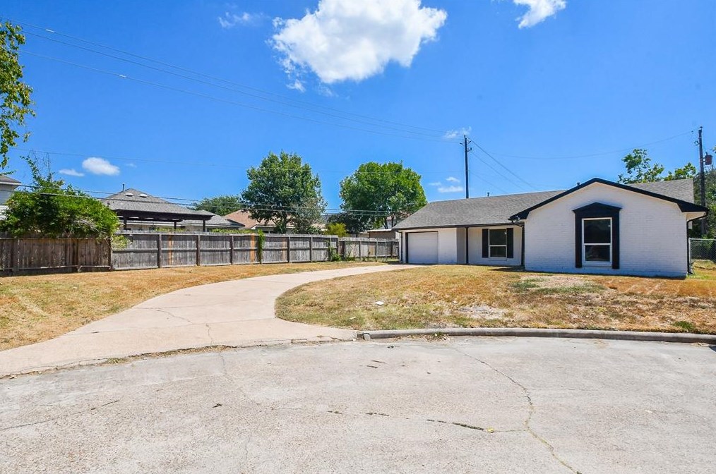 4134 Brookston St, Houston TX  77045-3226 exterior