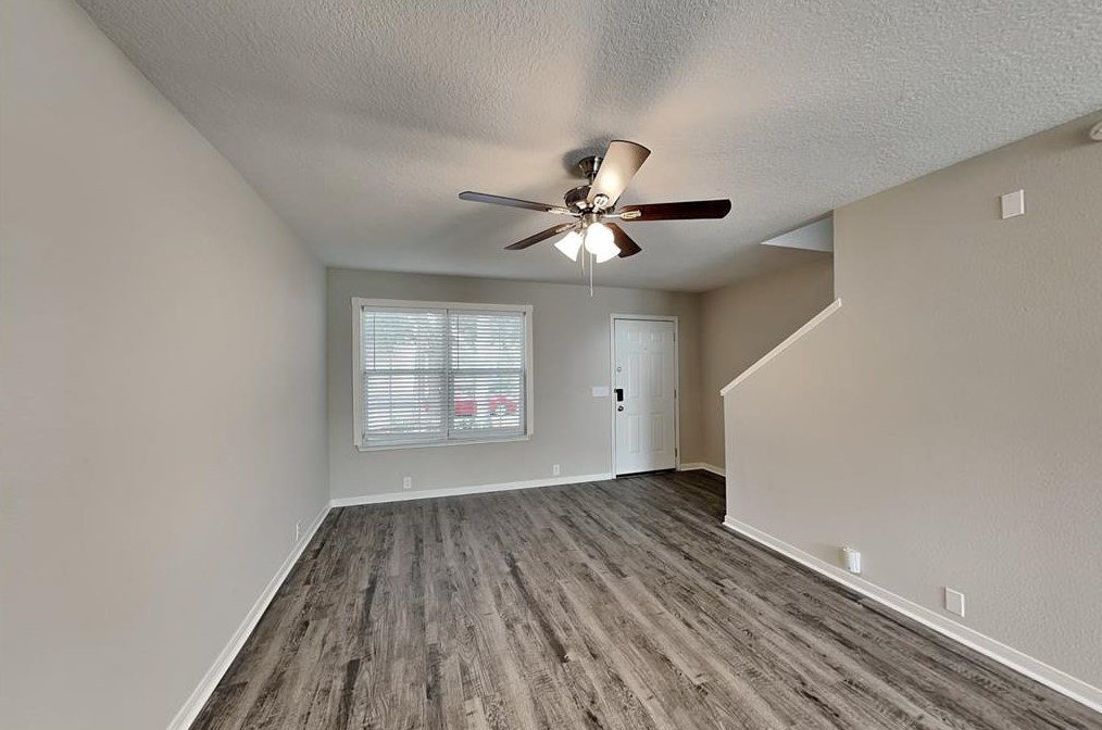 17139 Shadow Ledge Dr, Houston, TX 77095
