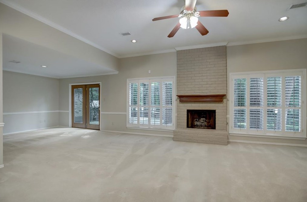 41 Hickory Oak Dr, Spring TX  77381-2574 exterior