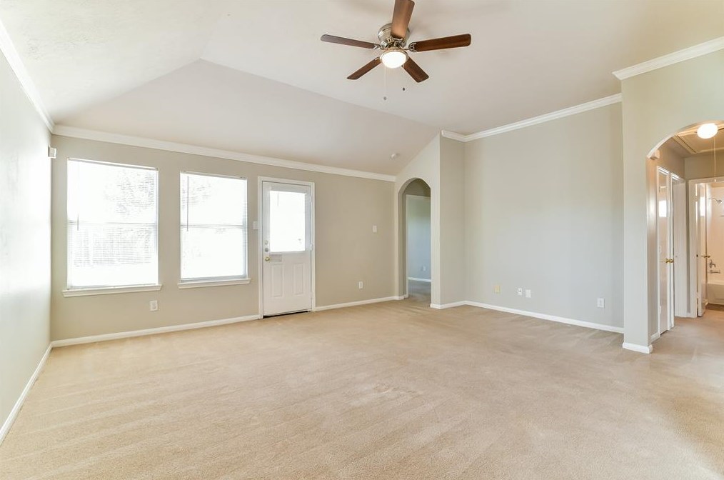 5811 Ridgebluff Ln, Katy, TX 77449