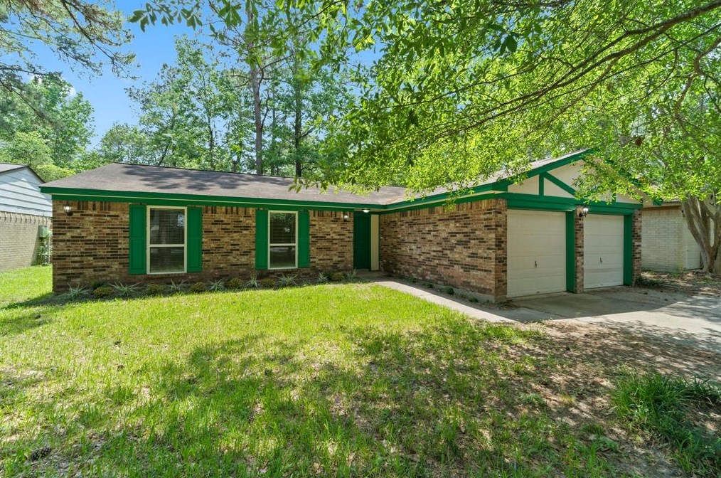 3 Woodtimber Ct, Spring TX  77381-2701 exterior