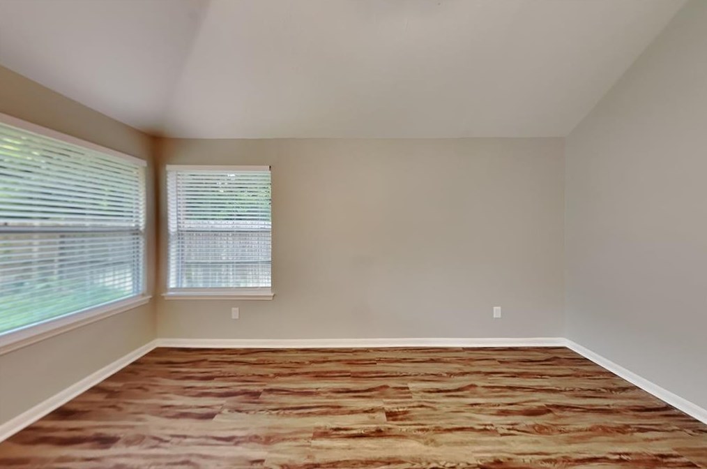 7323 Red River Dr, Richmond, TX 77469