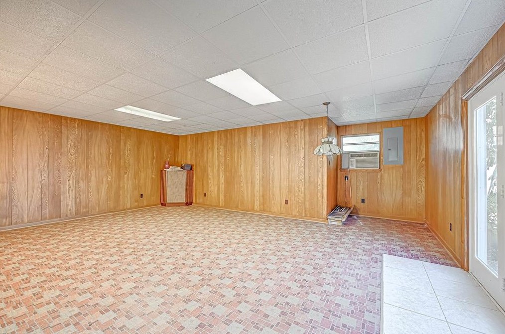 7618 Burning Hl Dr, Houston TX  77071-1124 exterior