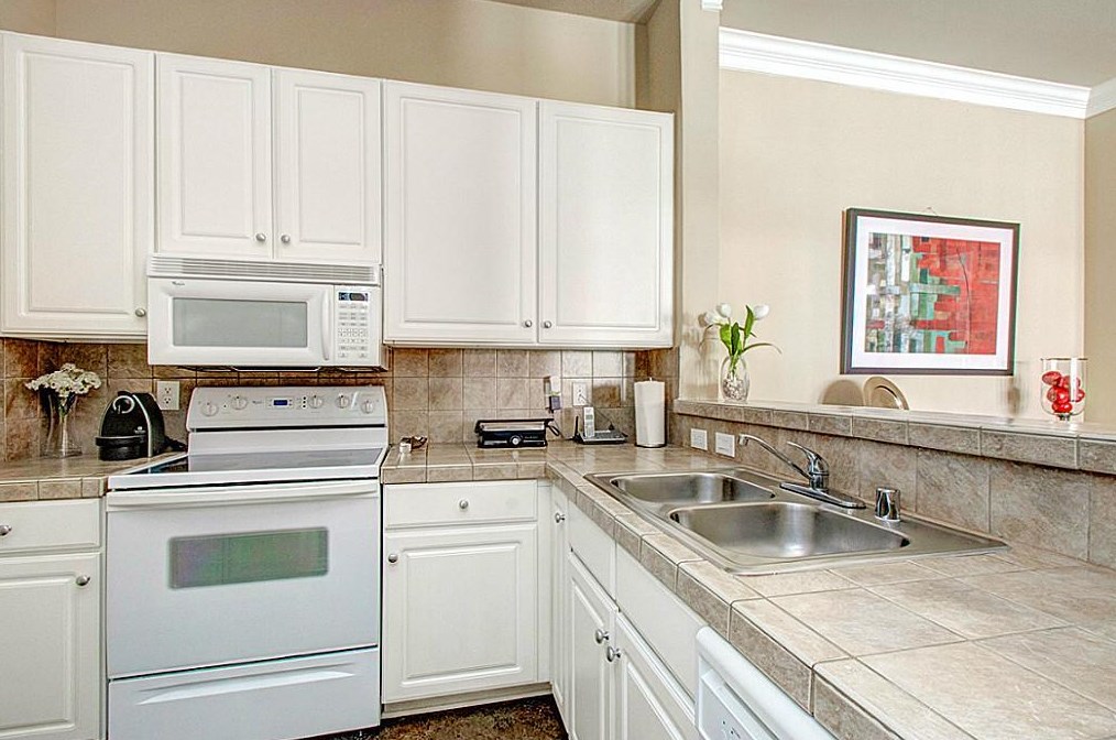 2400 Mccue Rd Apt 157, Houston, TX 77056