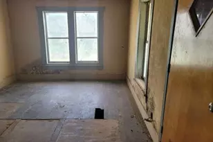 1065 11th St NE, Paris, TX 75460 - Photo 4