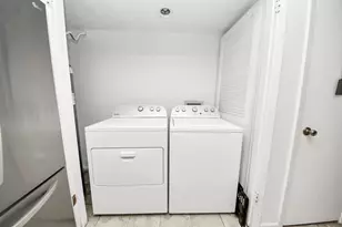 10555 Turtlewood Ct, Houston, TX 77072 - Photo 20