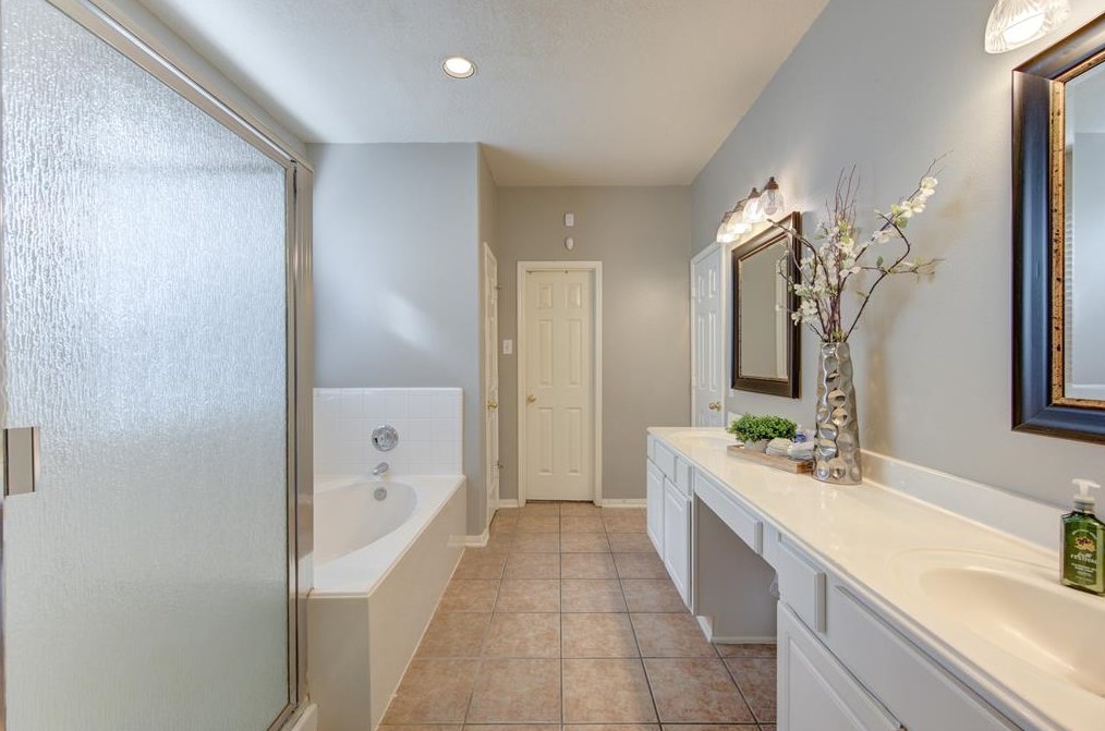 4615 Mason Ct, Sugar Land TX 77479-5408 exterior