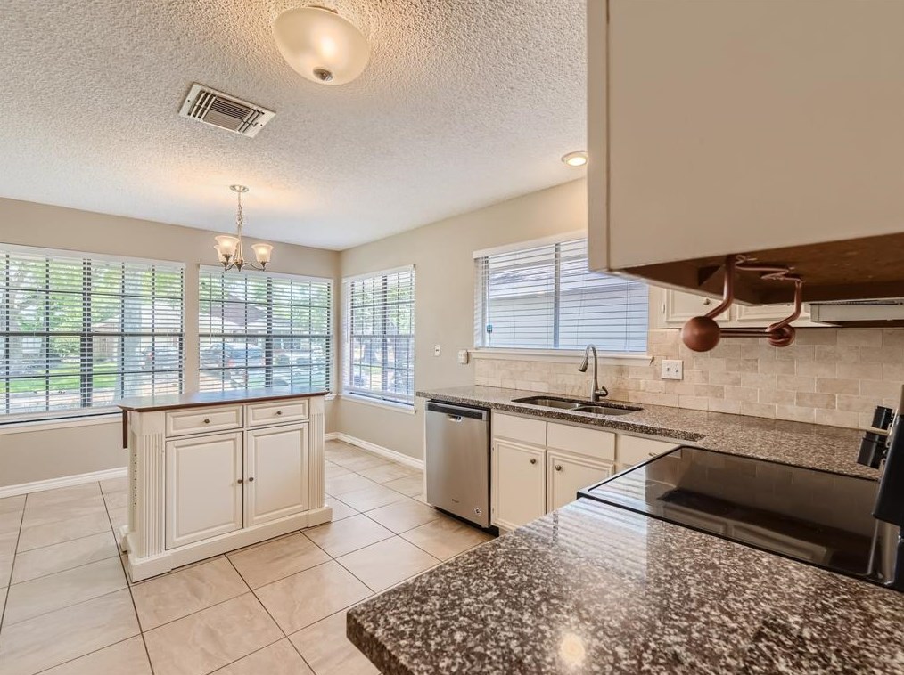 19715 Coppervine Ln, Houston TX  77084-4765 exterior