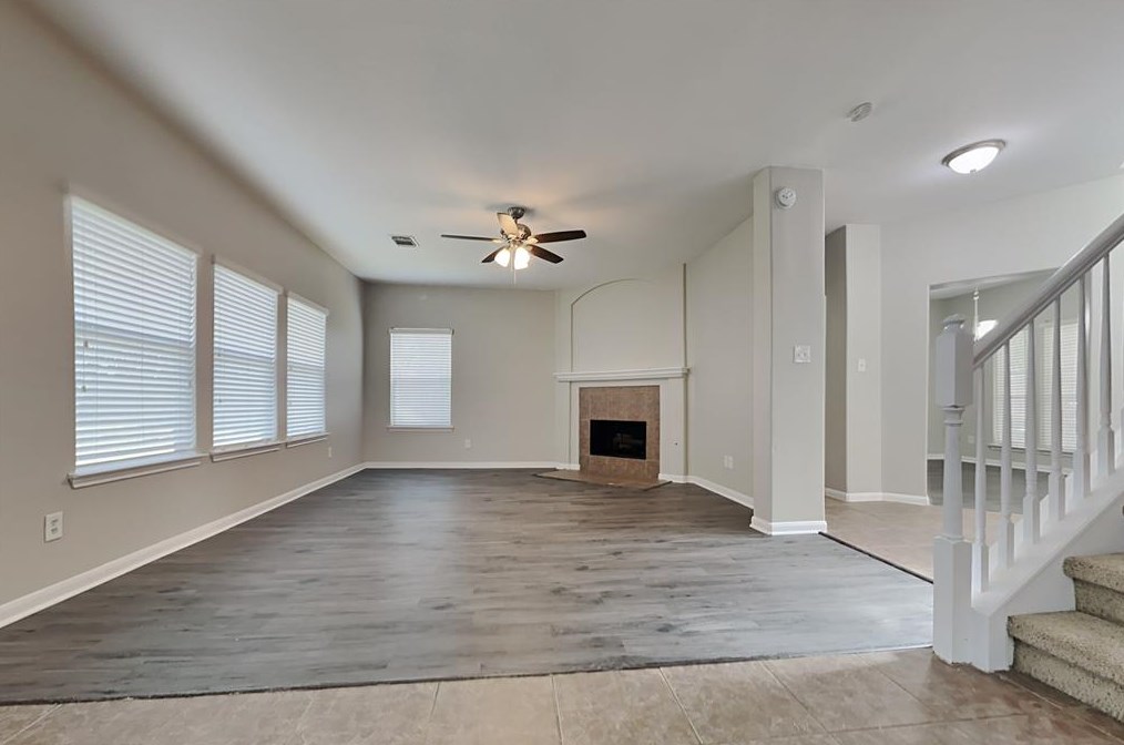 2831 Wild Oak Park Dr, Conroe, TX 77385