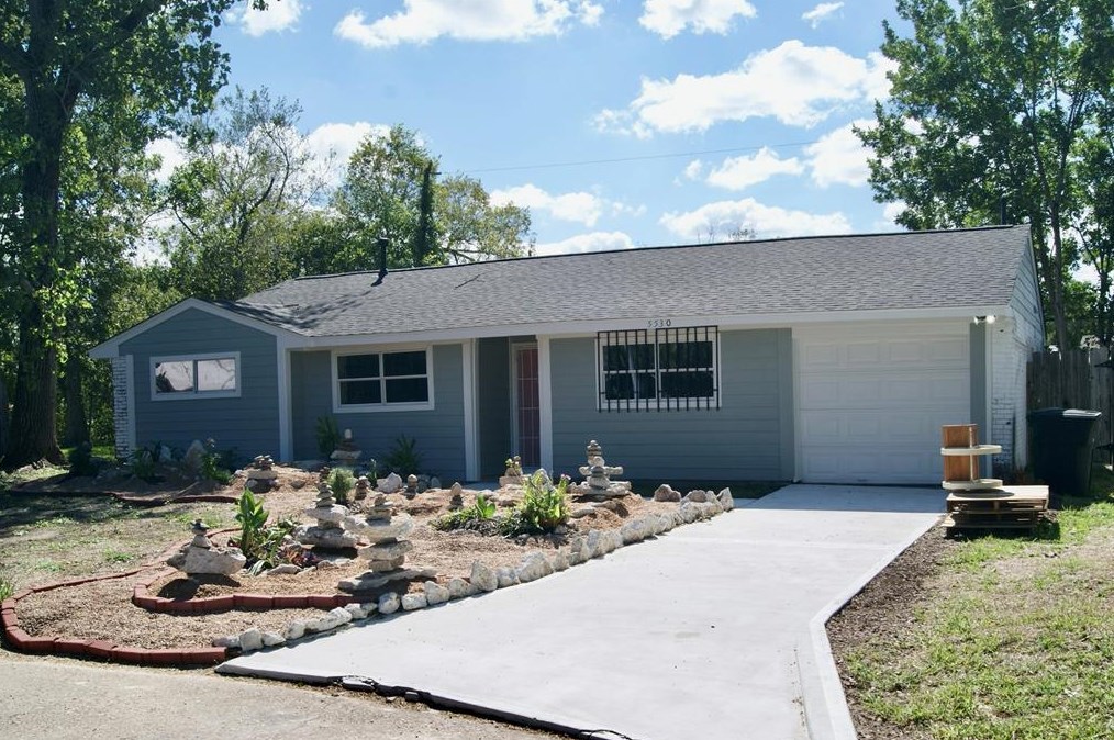 5530 Osprey Dr, Houston, TX 77048
