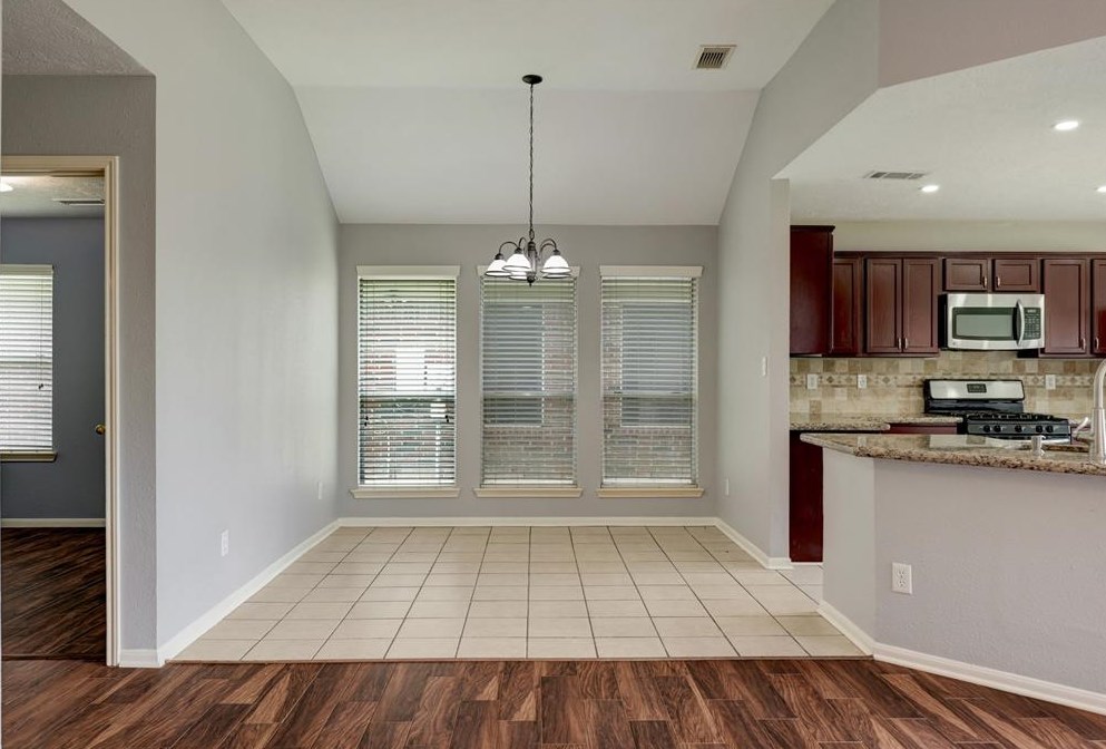 9318 Tree Branch Dr, Houston TX  77064-2217 exterior