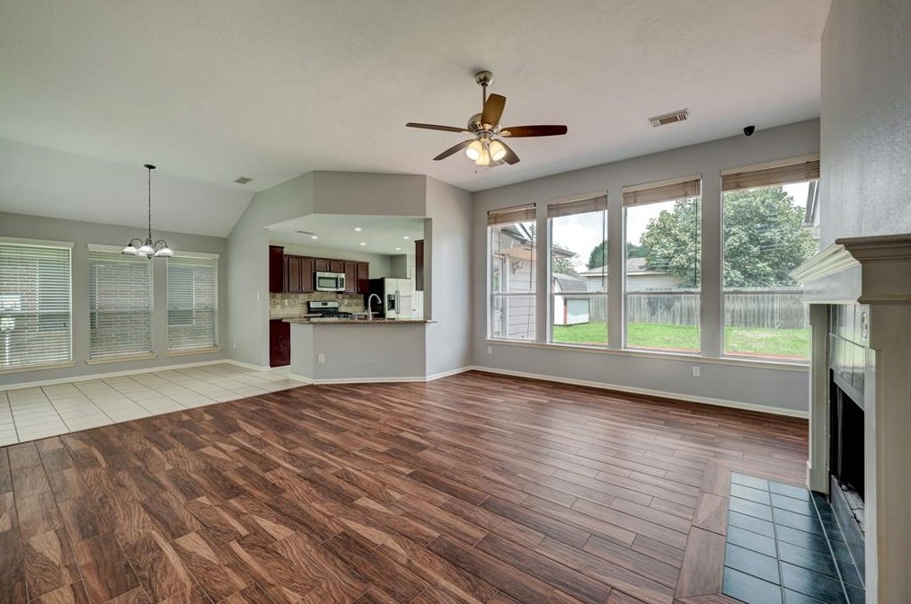 9318 Tree Branch Dr, Houston, TX 77064