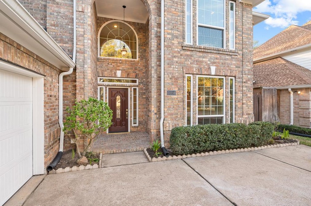 1331 Wickshire Ln, Houston, TX 77043