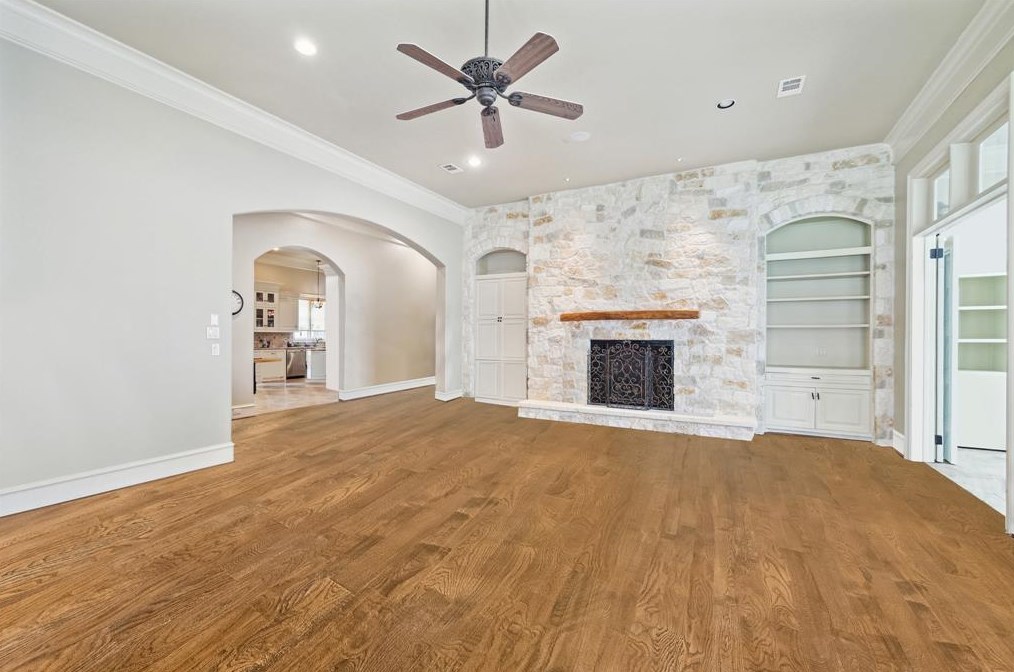 6544 Belmont St, Houston TX  77005-3806 exterior