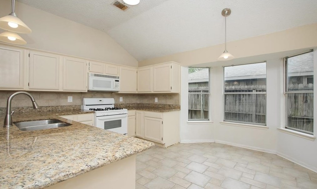 10214 Prospect Hl Dr, Houston TX  77064-5412 exterior