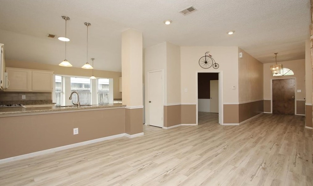 10214 Prospect Hl Dr, Houston TX  77064-5412 exterior