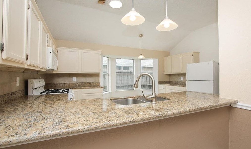 10214 Prospect Hl Dr, Houston TX  77064-5412 exterior