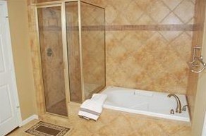 1623 Latexo Dr, Houston TX  77018-1811 exterior