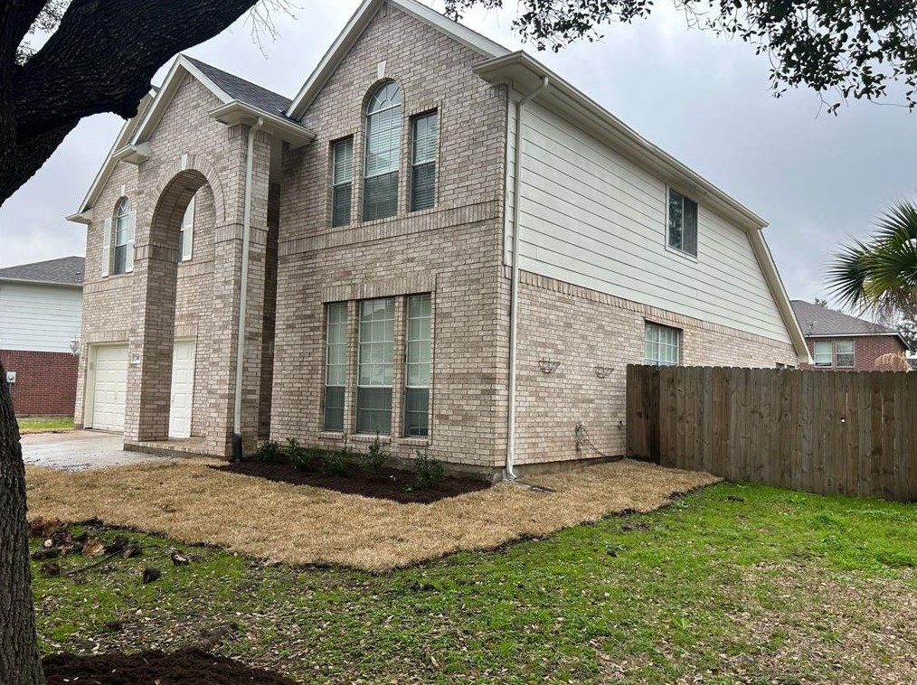 2403 Waterwood Dr, Sugar Land, TX 77479