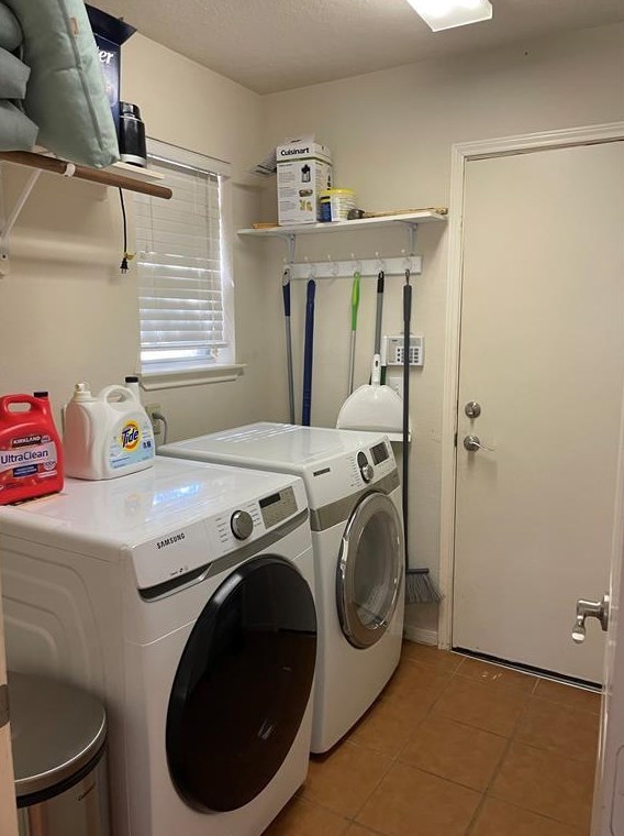 18 Teak Mill Pl, Spring TX  77382-1691 exterior