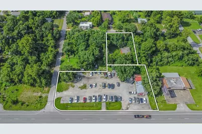 6714 Highway 6, Hitchcock, TX 77563 - Photo 2