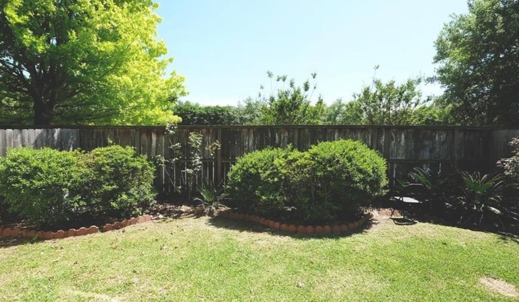 14907 Tuttle Point Dr, Houston TX  77082-1281 exterior