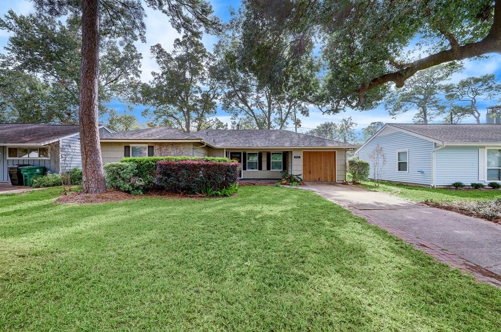 2123 Althea Dr, Houston, TX 77018-5058