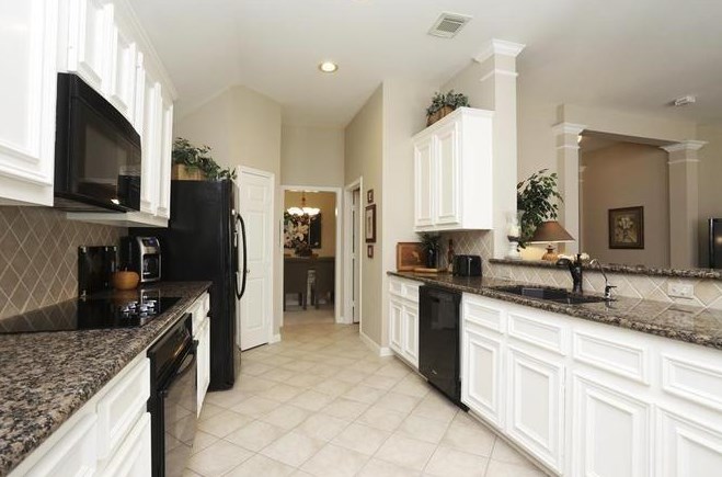 11619 Cedarvale Ln, Tomball, TX 77377