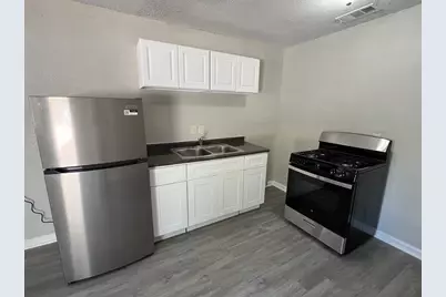 4831 Sycamore Avenue #16, Pasadena, TX 77503 - Photo 4