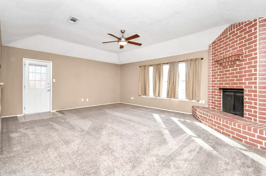 5806 Sunnygate Dr, Spring TX  77373-7244 exterior