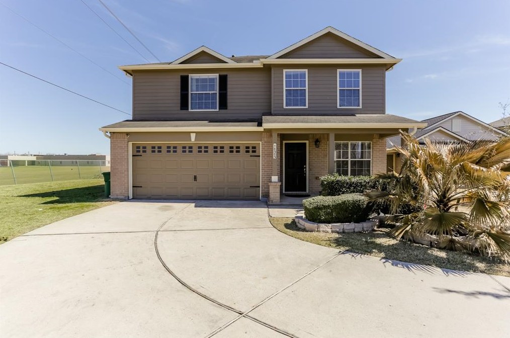 10303 Hinesburg Ct, Houston, TX 77075-2249