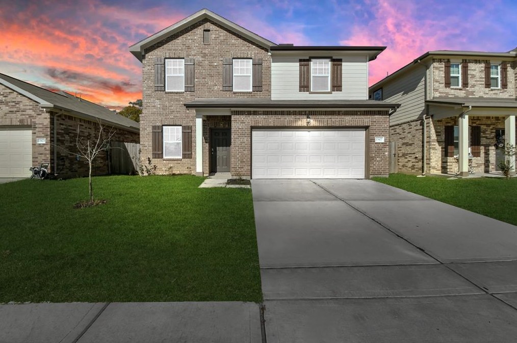 7819 Royalwood Dr, Houston, TX 77049-2316