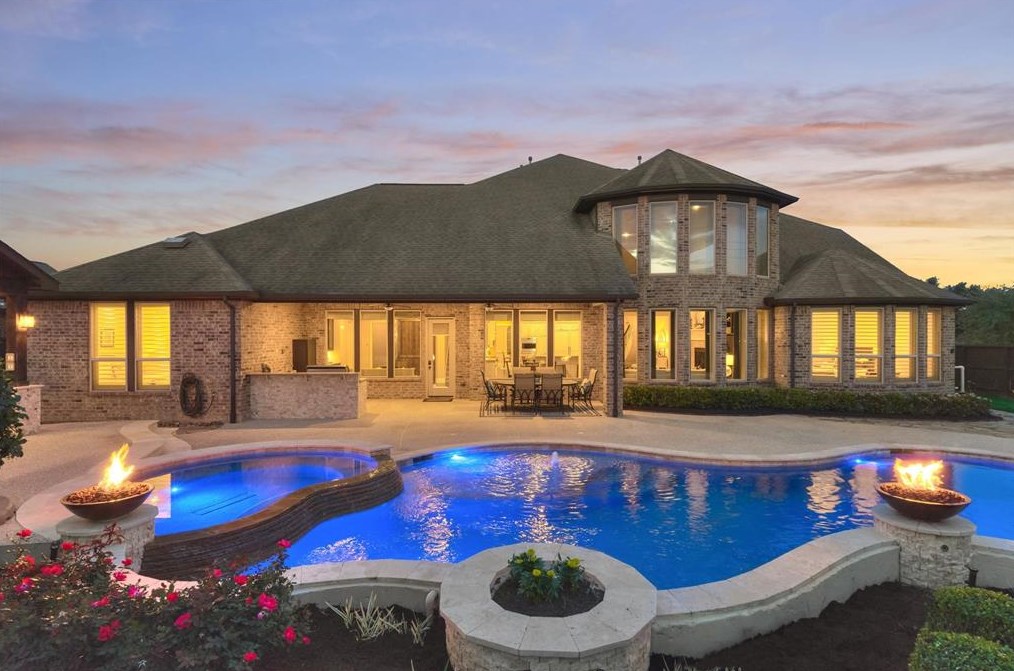 17707 Fairhaven Falls Dr, Cypress, TX 77433-3579