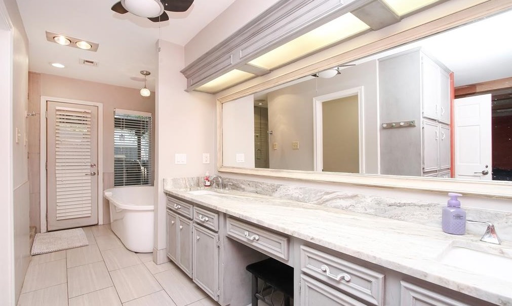 3618 Blue Cypress Dr, Spring TX 77388-5709 exterior