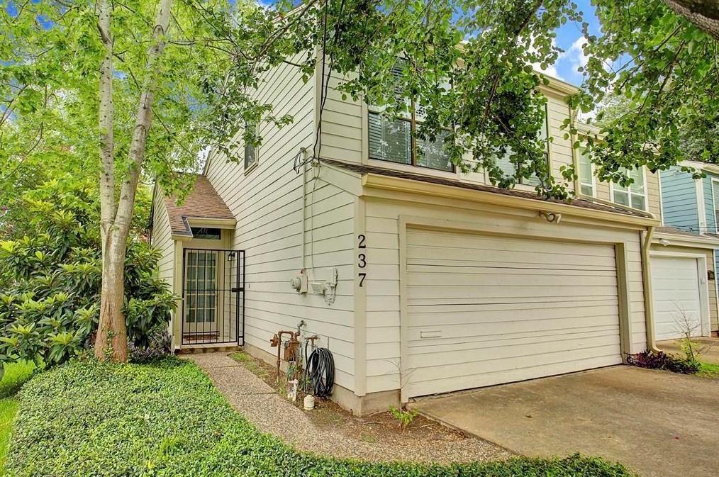 237 Malone St, Houston, TX 77007