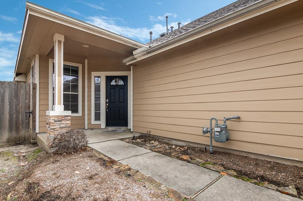 50 Abercrombie Pl, Conroe, TX 77384-5100