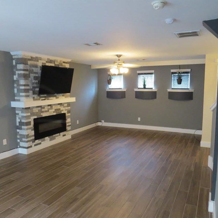 5951 South Loop E #4, Houston, TX 77033
