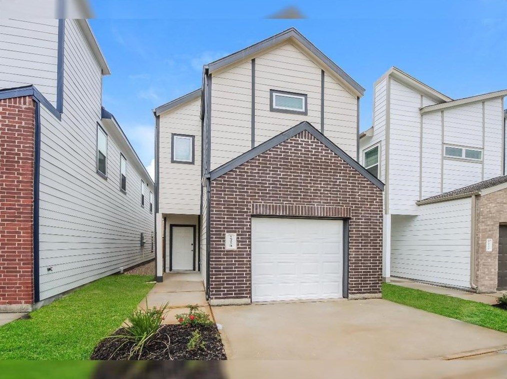 15224 Estrella E, Houston, TX 77073