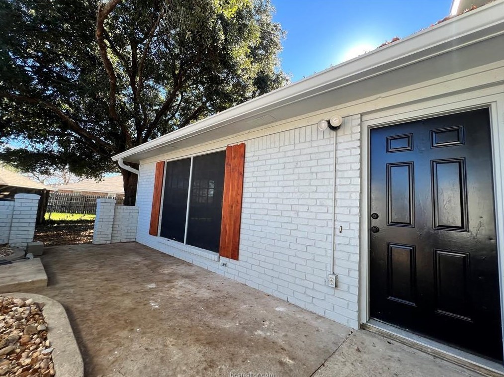 602 San Benito Ct, College Station, TX 77845